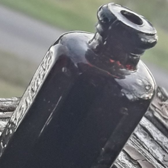 Vintage Glass Bottle Art Glass Dollhouse Mini Miniature Bitters Brown Root Beer - Picture 7 of 10